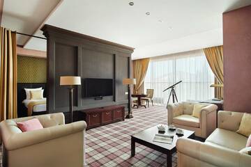 Фото номера Люкс Гостиница Best Western Plus СПАССКАЯ г. Тюмень 5